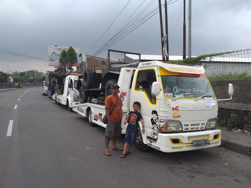 TOWING MOBIL SLEMAN 081226311774